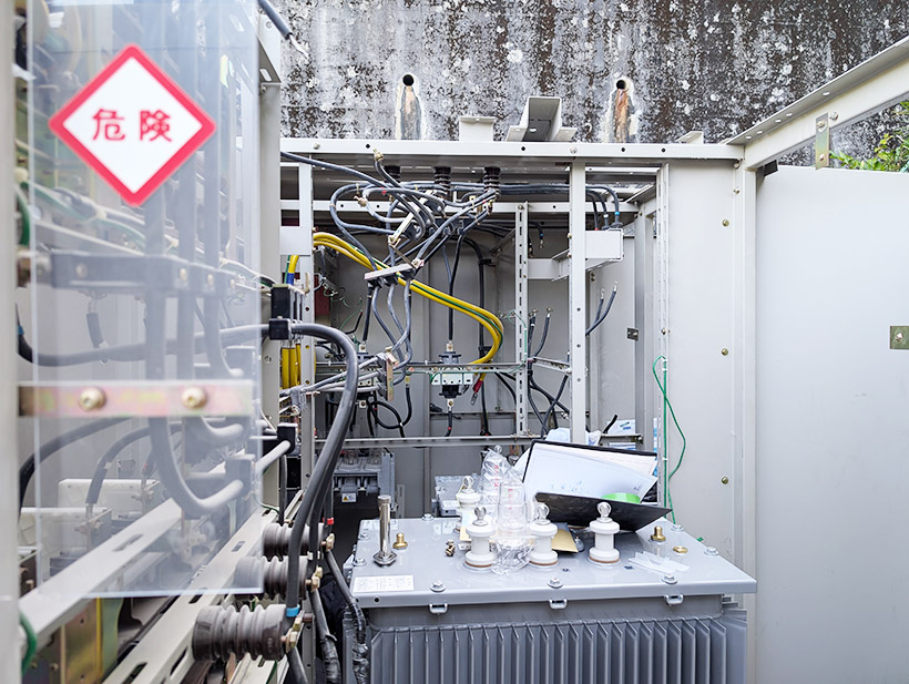 川西電業の益建リバース高圧受電設備更新工事